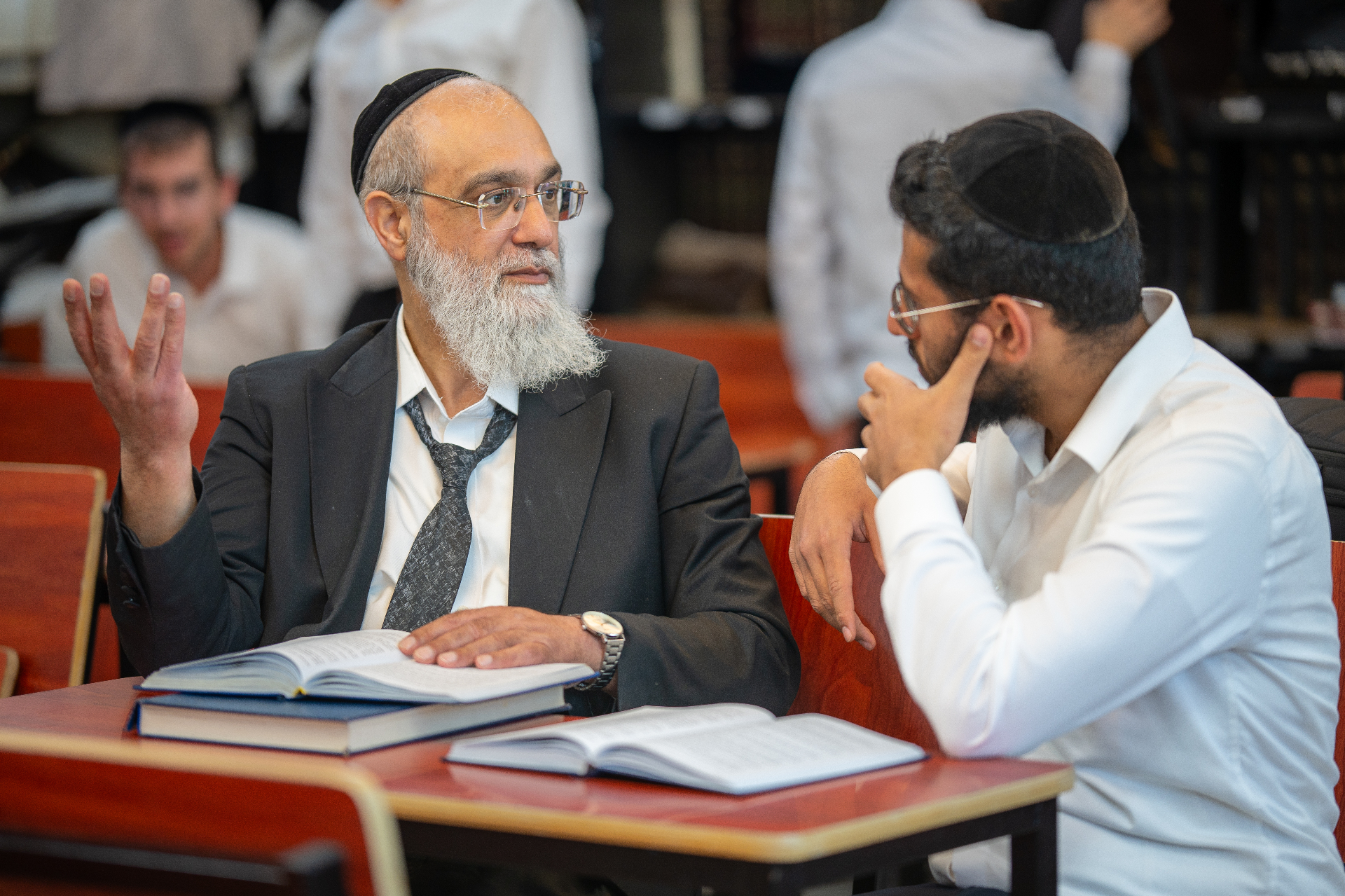 שיח לימוד בבית המדרש